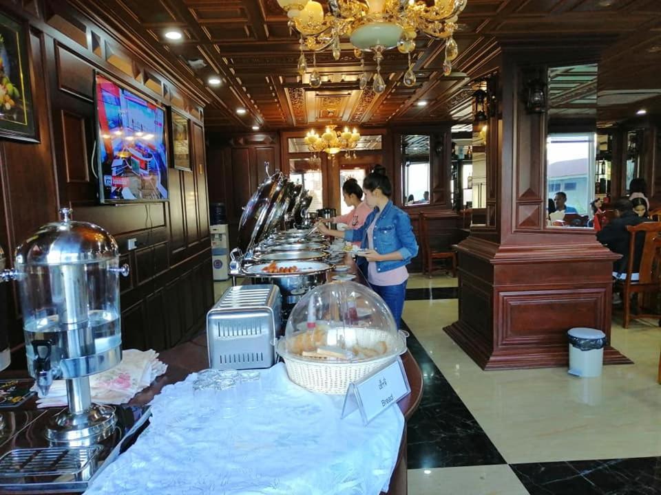 Soubandith Hotel Pakse Exterior photo